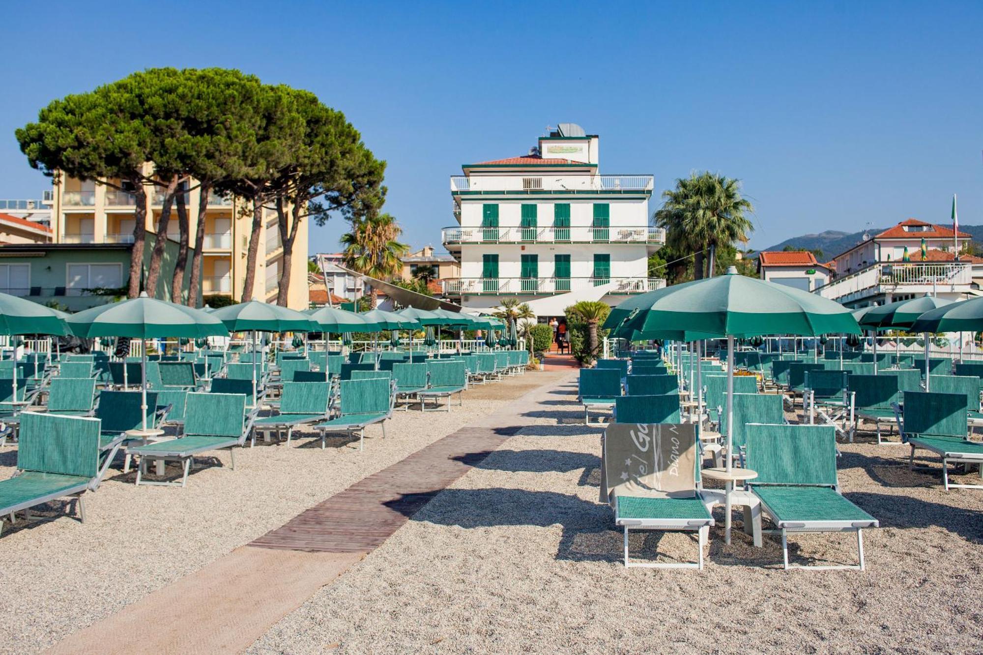 Hotel Gabriella Diano Marina Exterior foto